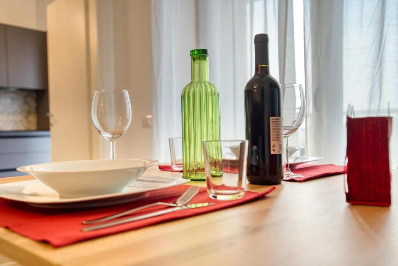 Apartment Caseospitali - Casa Francesca, Modernissimo Trilocale Per 6 Pioltello Italy