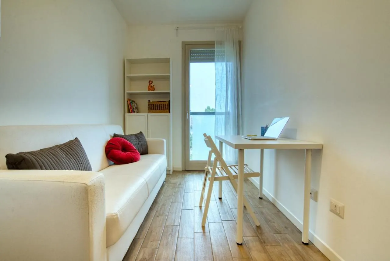 Caseospitali - Casa Francesca, Modernissimo Trilocale Per 6 Pioltello